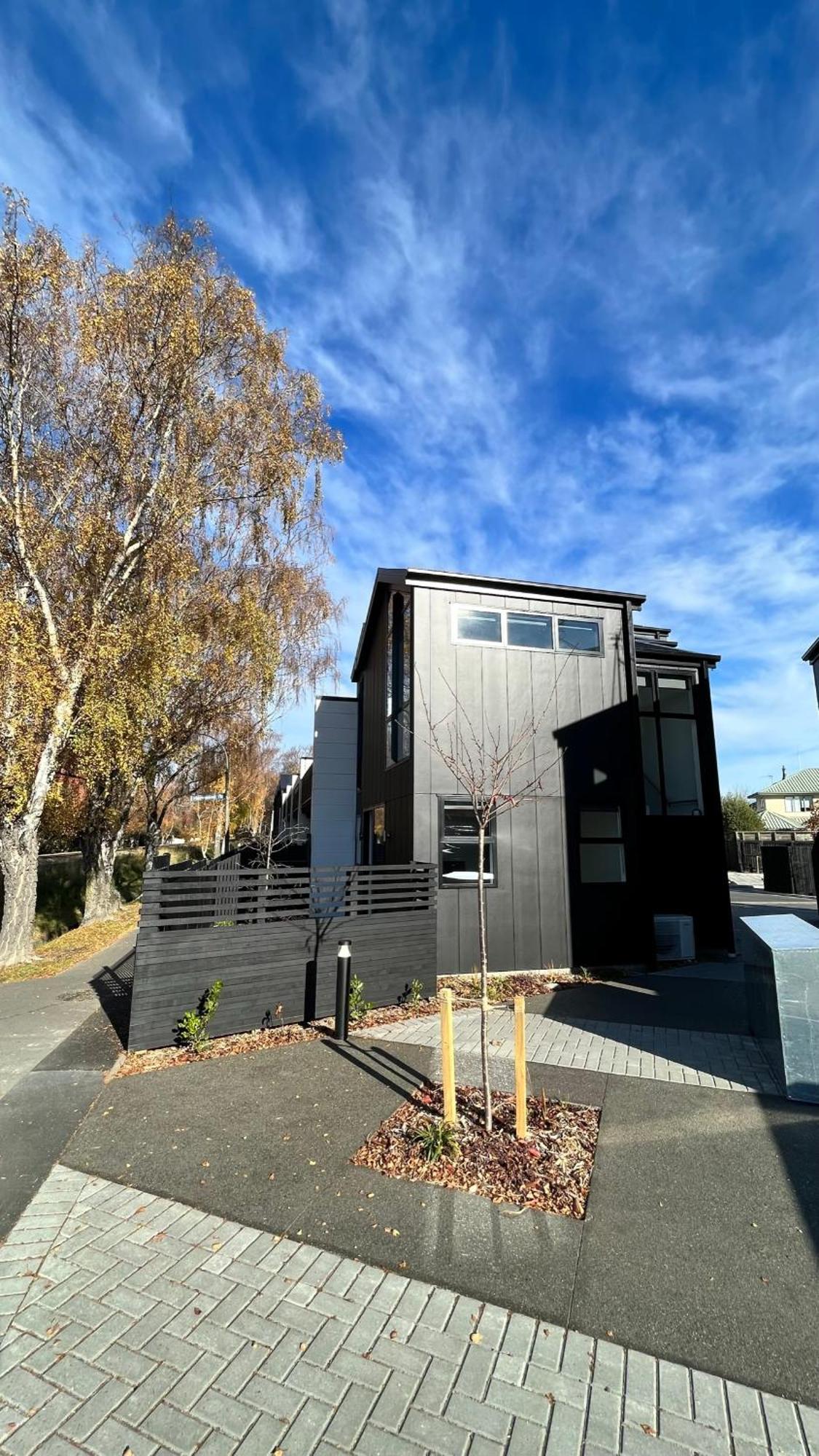 Holiday home Luxury 2 Bedroom By St Park